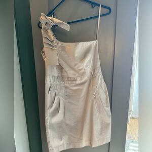 French connection one shoulder bow